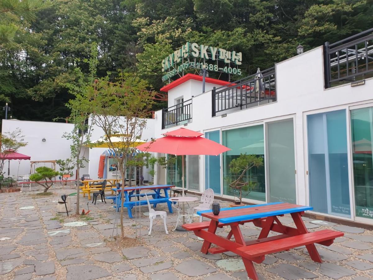 Sky Vivaldi Pension Hongcheon Exterior foto