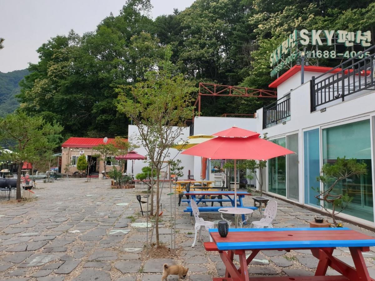 Sky Vivaldi Pension Hongcheon Exterior foto